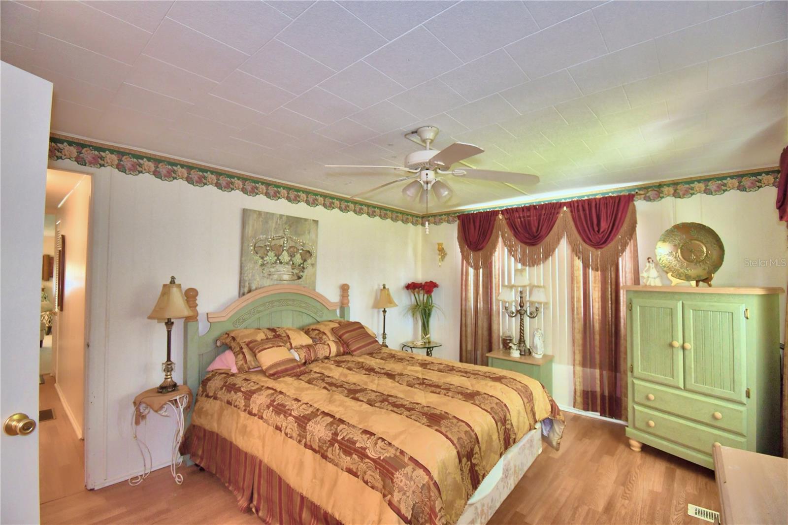 ARIANA SHORES MHP - Residential