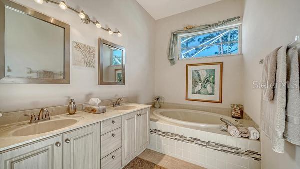 STONEYBROOK GOLF & COUNTRY CLUB - Residential