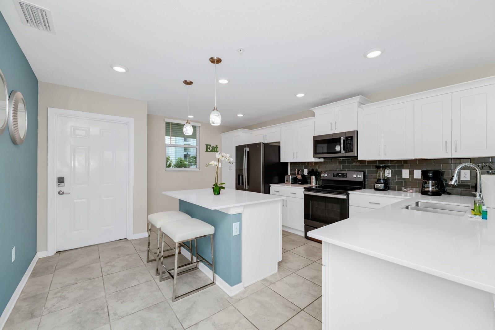 THE TERRACES AT STOREY LAKE CONDO 3 PH 11 - Residential