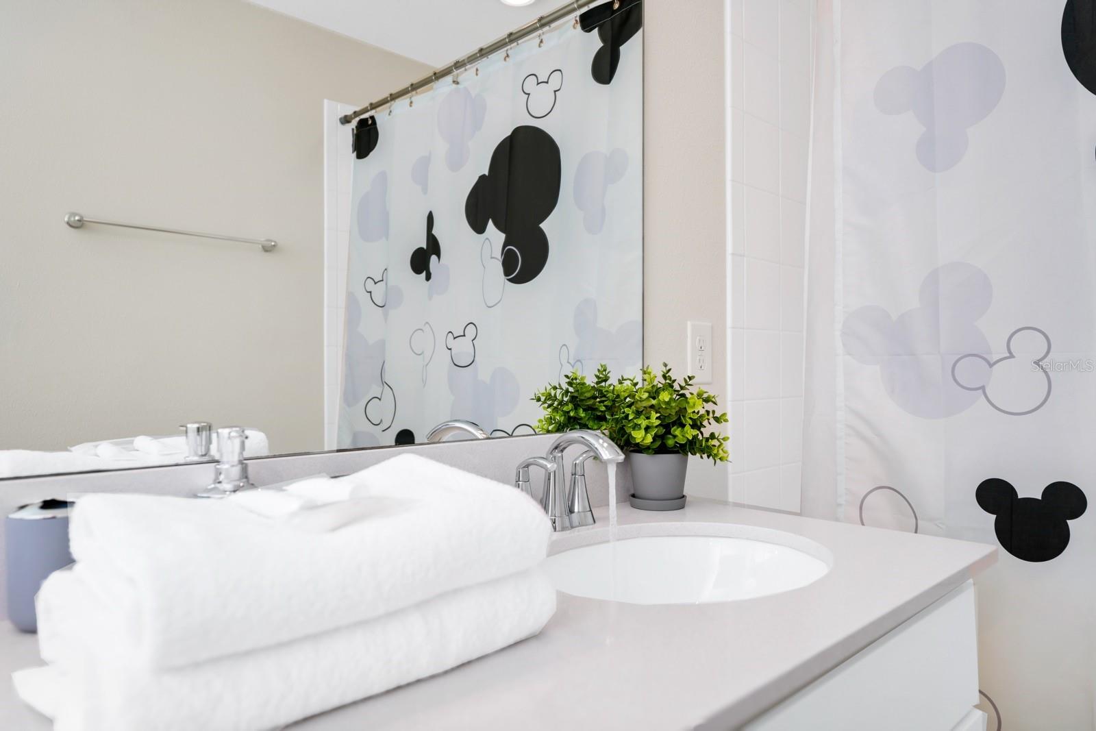 THE TERRACES AT STOREY LAKE CONDO 3 PH 11 - Residential