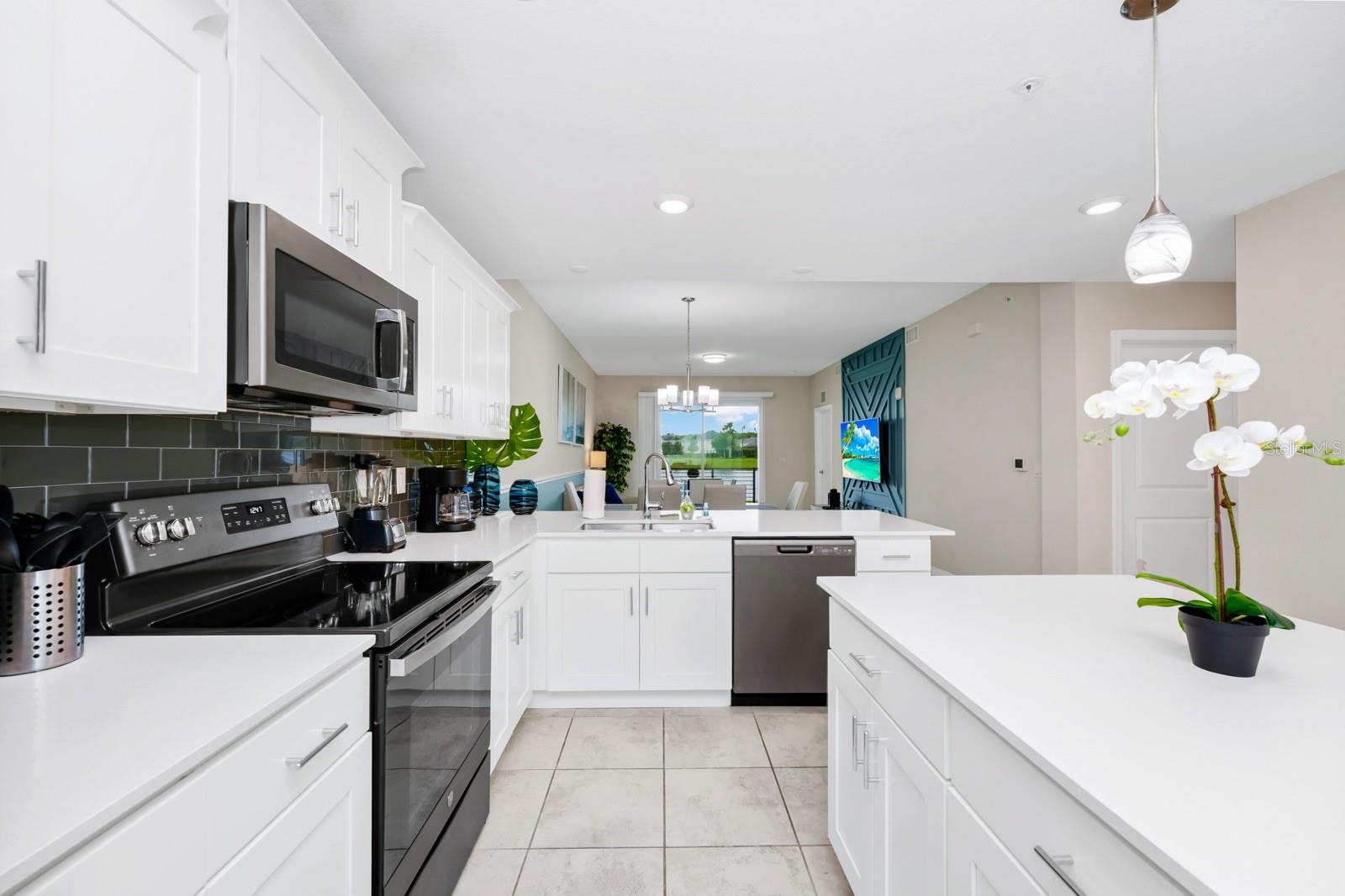 THE TERRACES AT STOREY LAKE CONDO 3 PH 11 - Residential