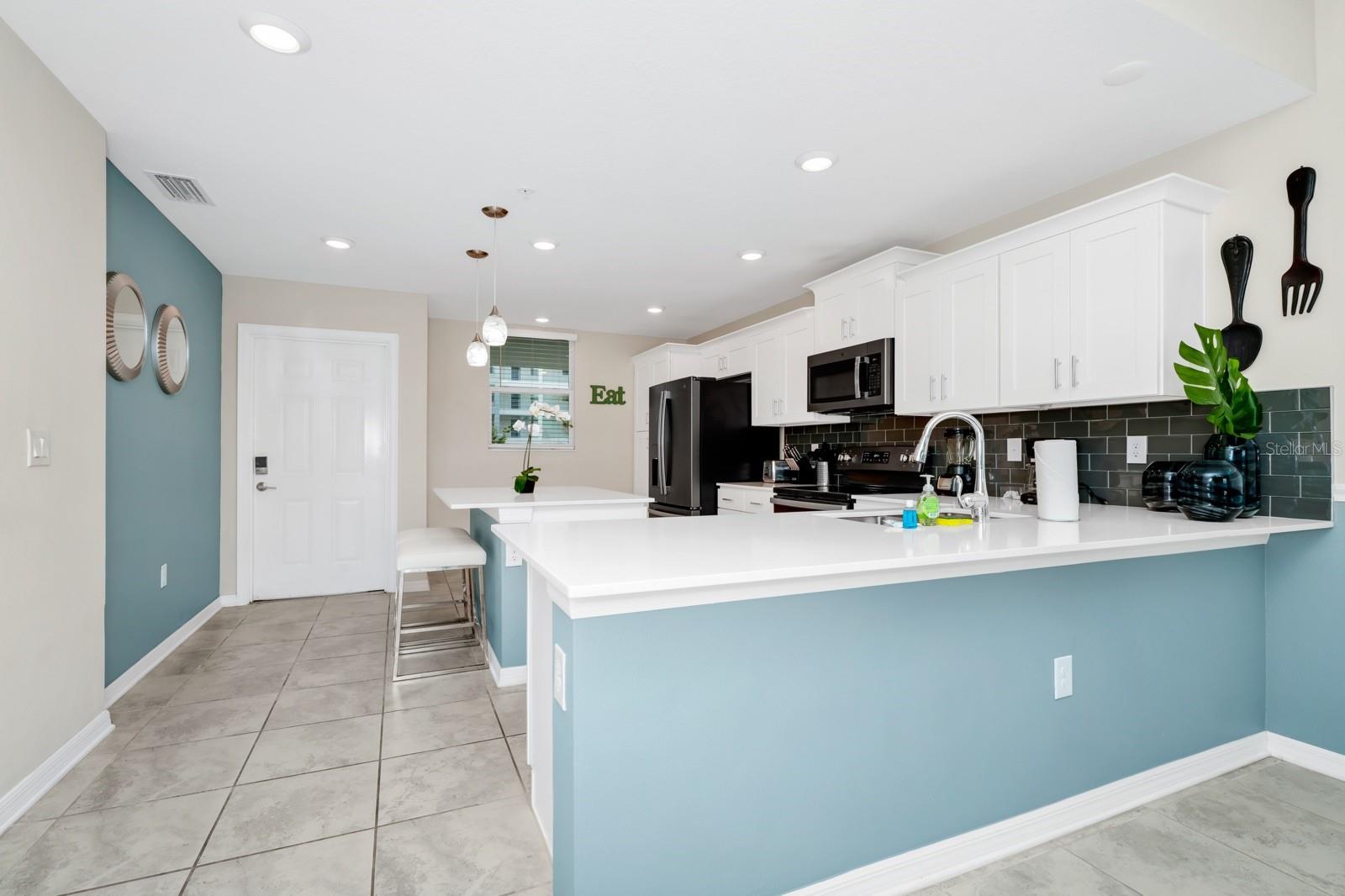 3171 PARADOX CIRCLE 104