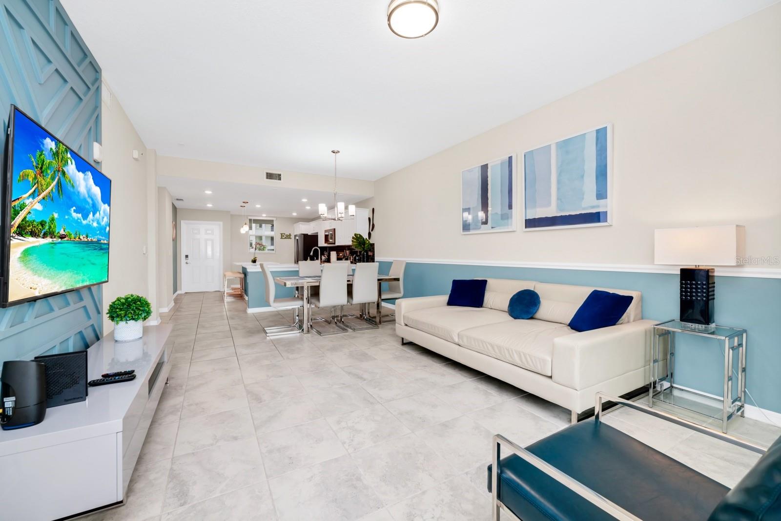 THE TERRACES AT STOREY LAKE CONDO 3 PH 11 - Residential