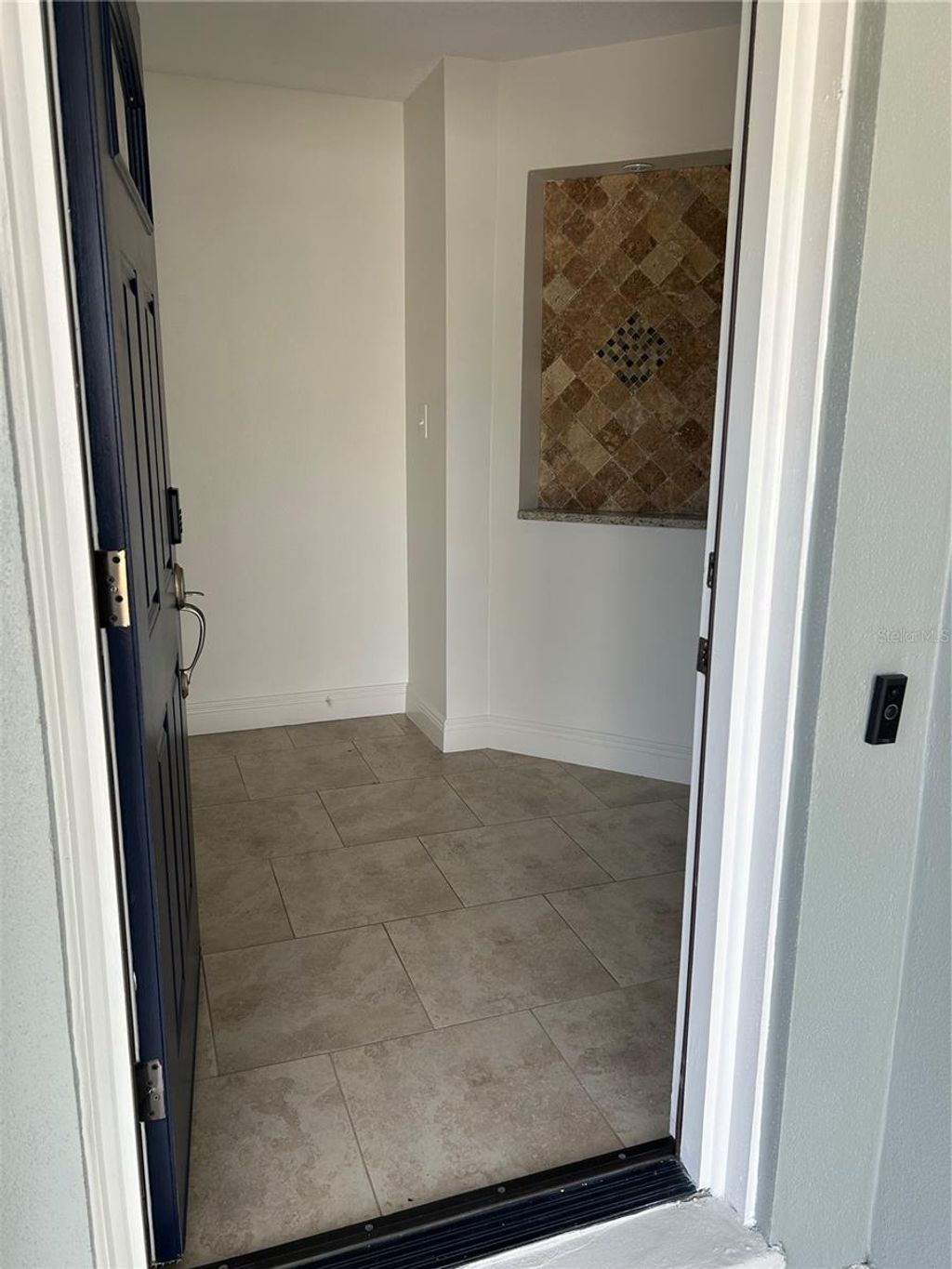 Photo of 105 N Silver Cluster Court, Longwood, FL 32750 (MLS # R4910613)