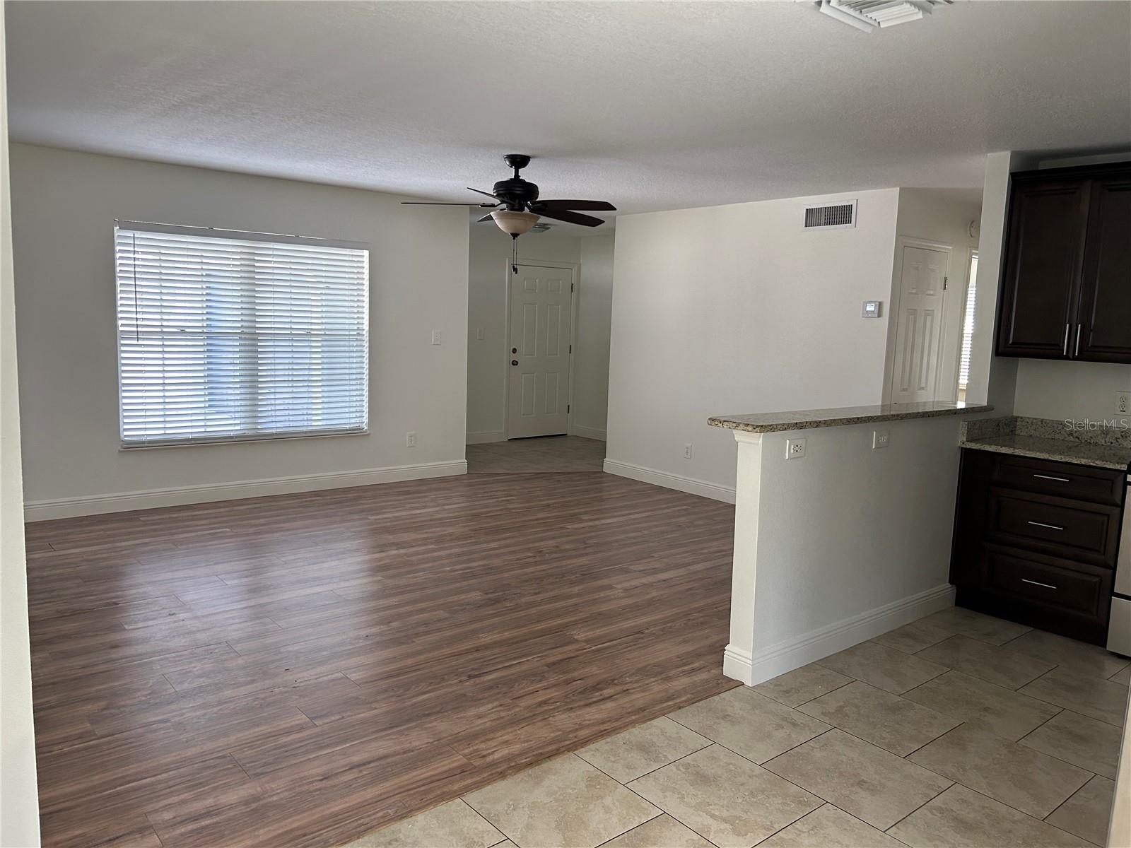 105 N SILVER CLUSTER COURT