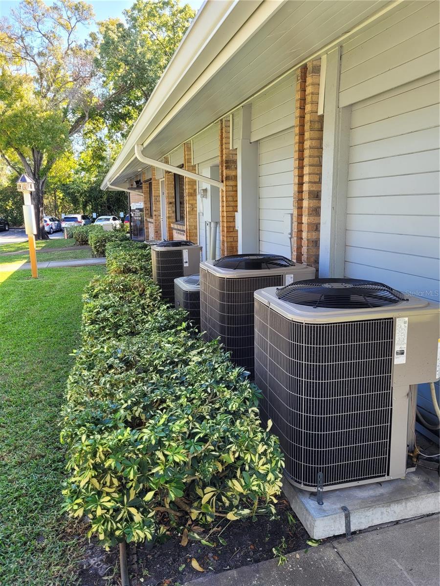 HUNTINGTON OFFICE PARK - Commercial Sale