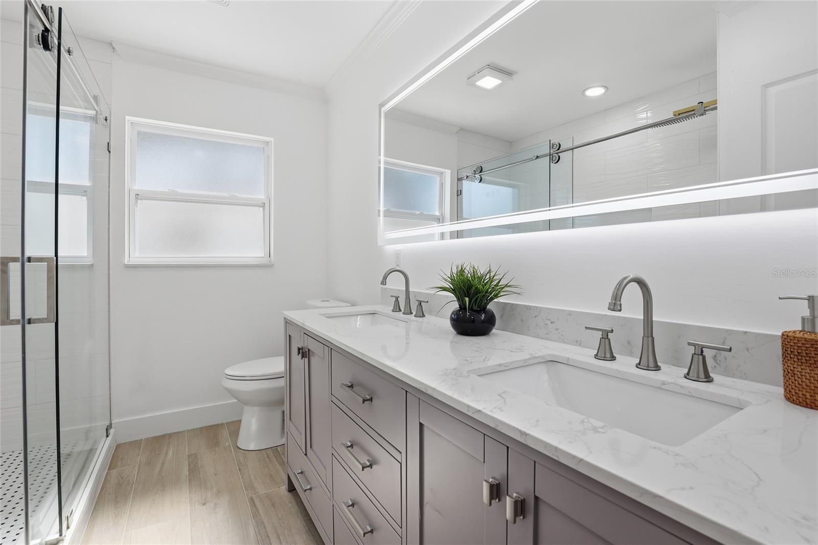 SOUTH GATE RIDGE 04 - Residential