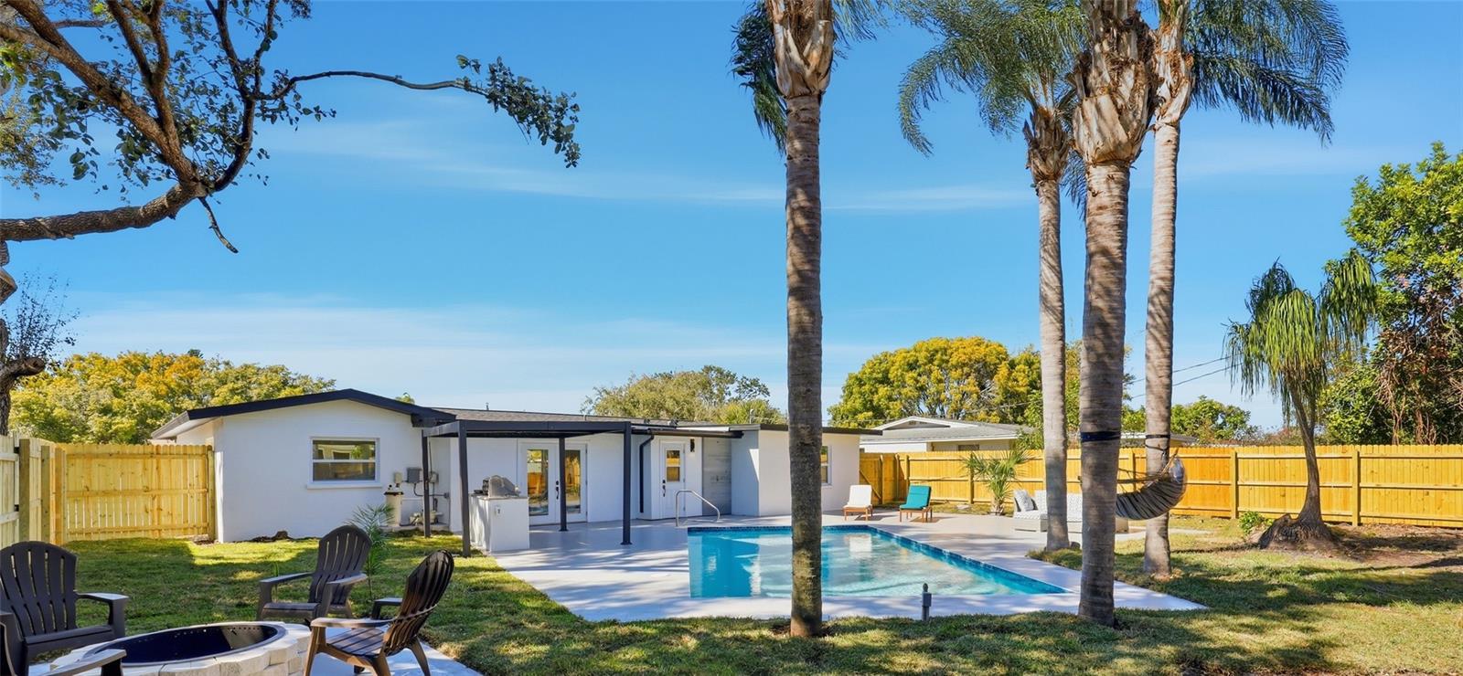 SOUTH GATE RIDGE 04 - Residential