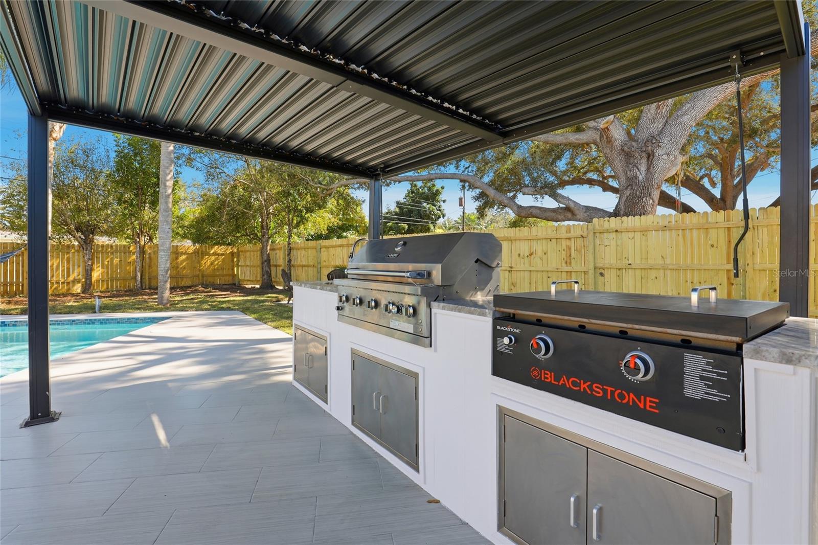 SOUTH GATE RIDGE 04 - Residential