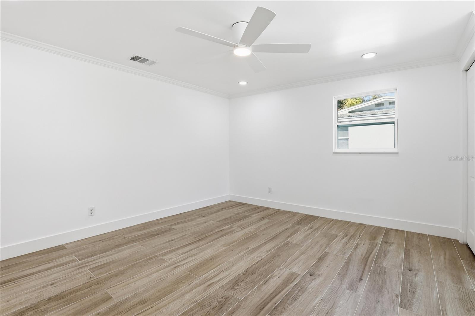 SOUTH GATE RIDGE 04 - Residential