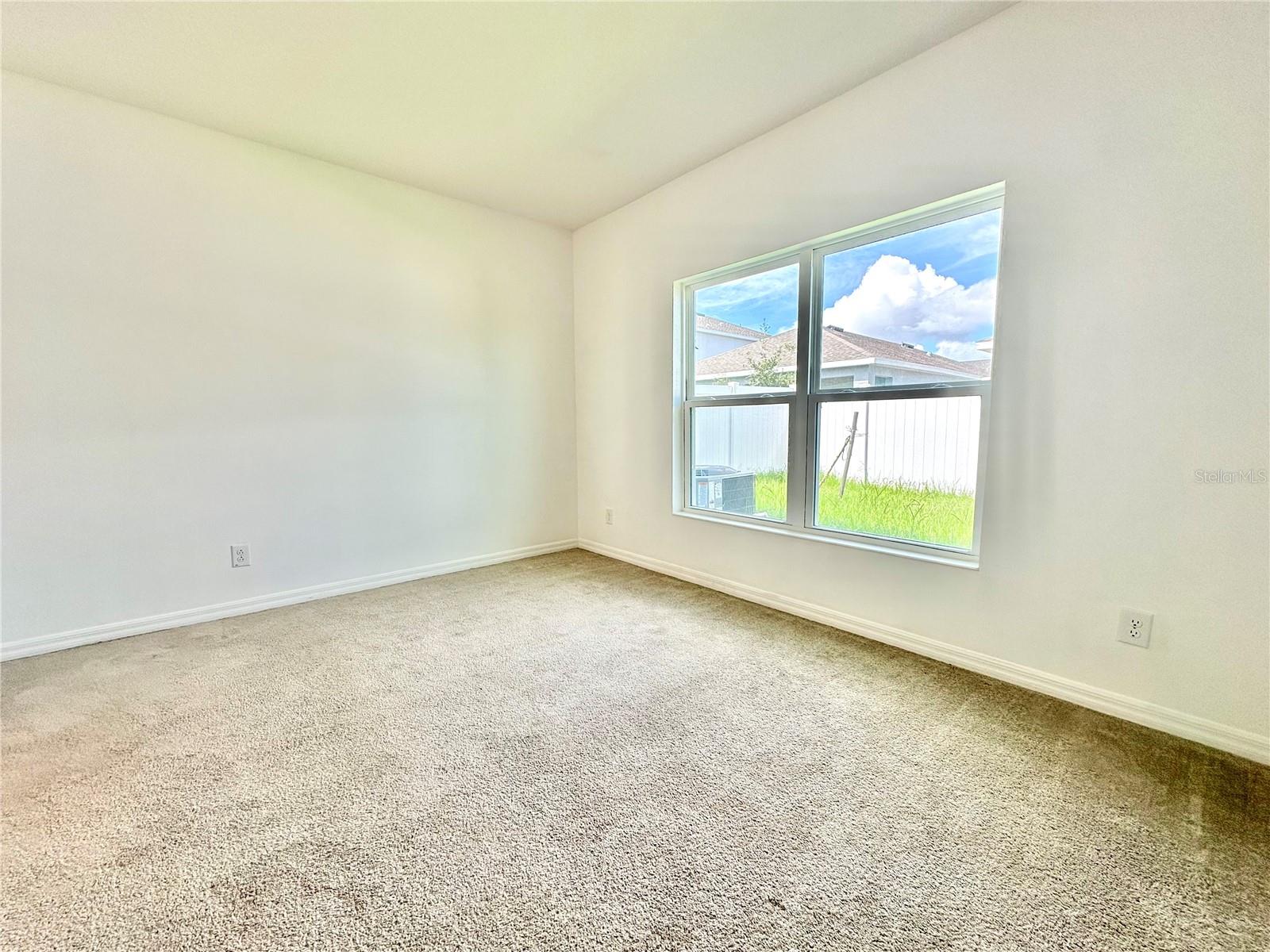 TRINITY LAKE PHASE 3 - Residential Lease