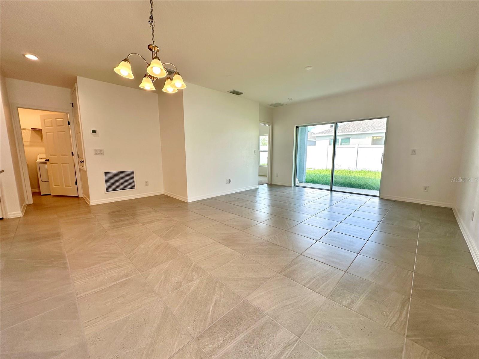 TRINITY LAKE PHASE 3 - Residential Lease