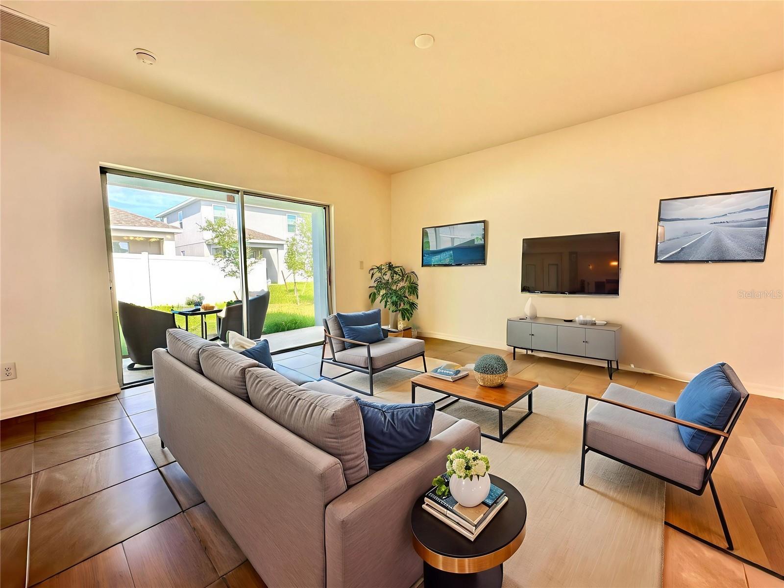 TRINITY LAKE PHASE 3 - Residential Lease