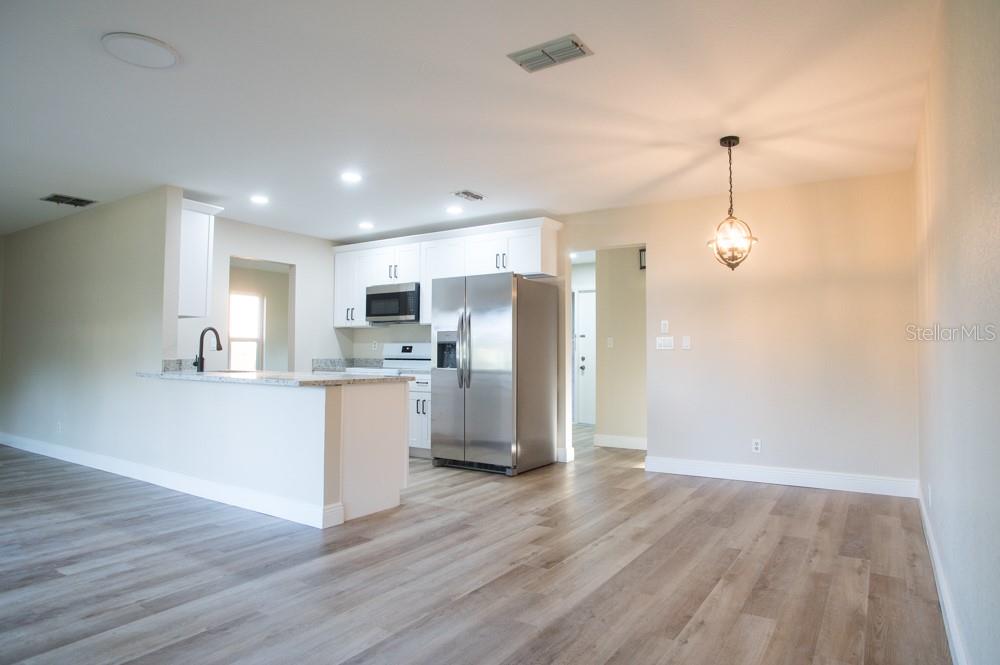 1350 GLENGARRY DRIVE