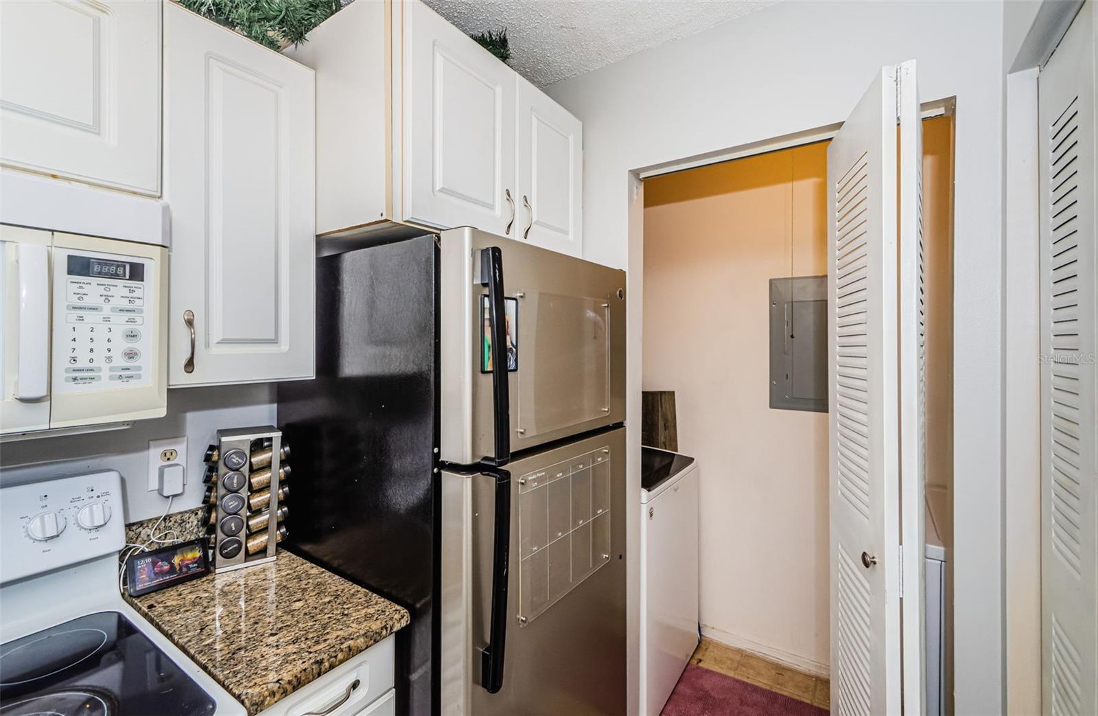 THE LANDINGS OF TAMPA A CONDOM - Residential