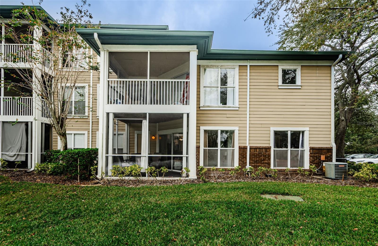 THE LANDINGS OF TAMPA A CONDOM - Residential