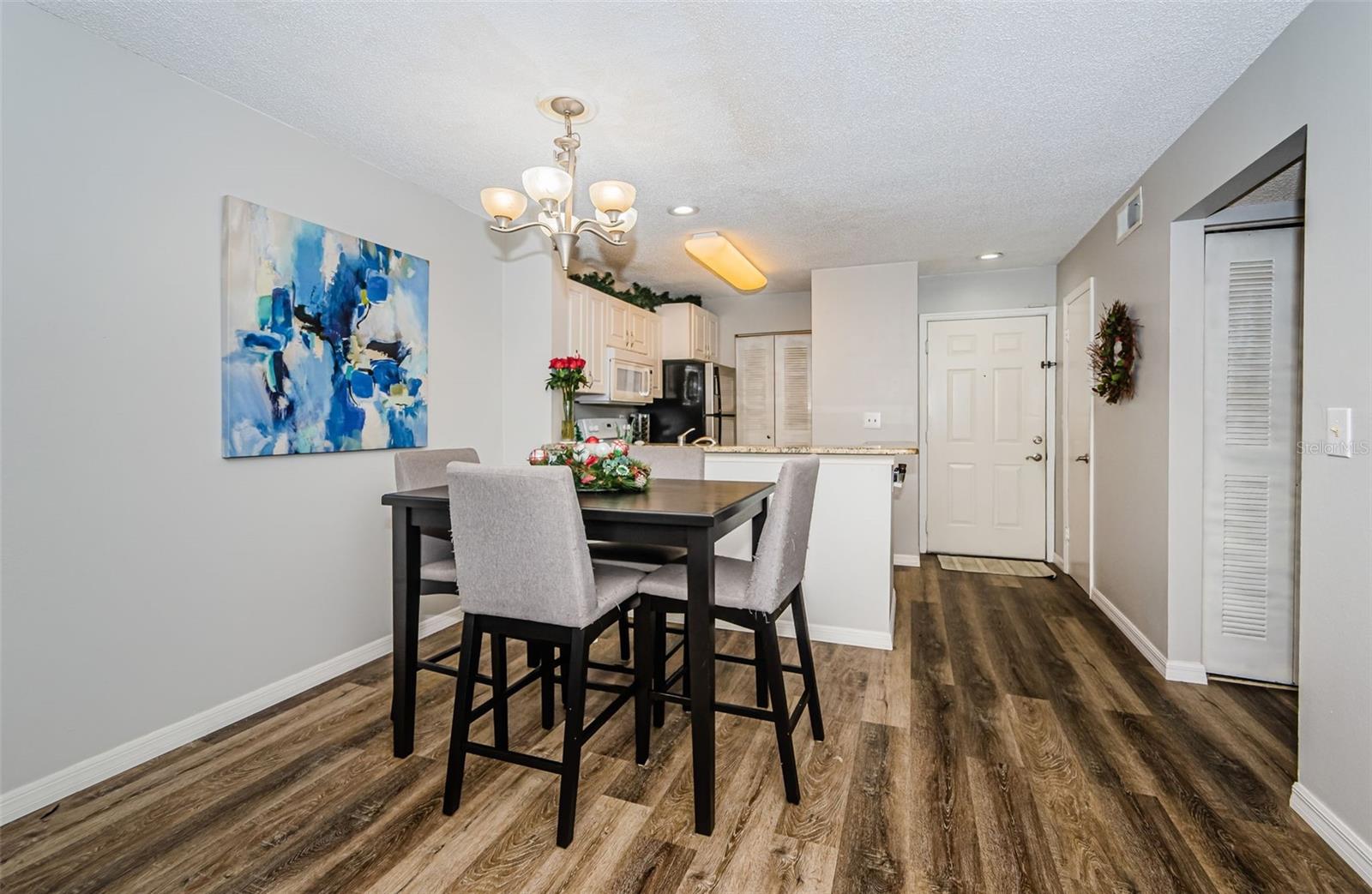 THE LANDINGS OF TAMPA A CONDOM - Residential