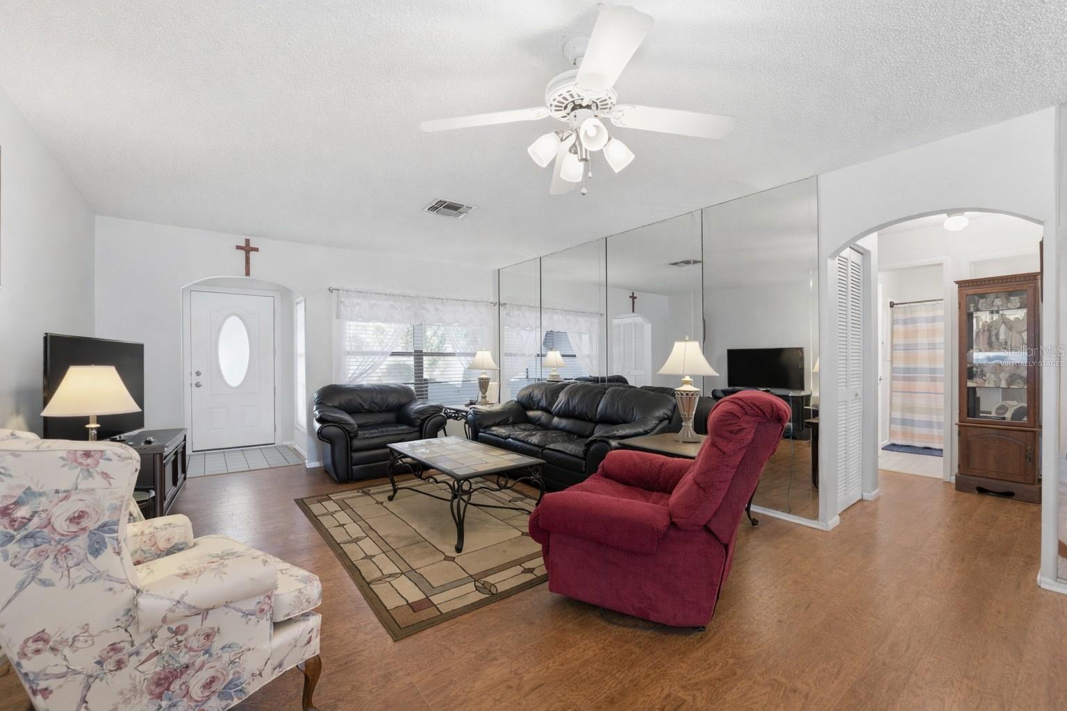 FOREST OAKS UNIT SIX - Residential