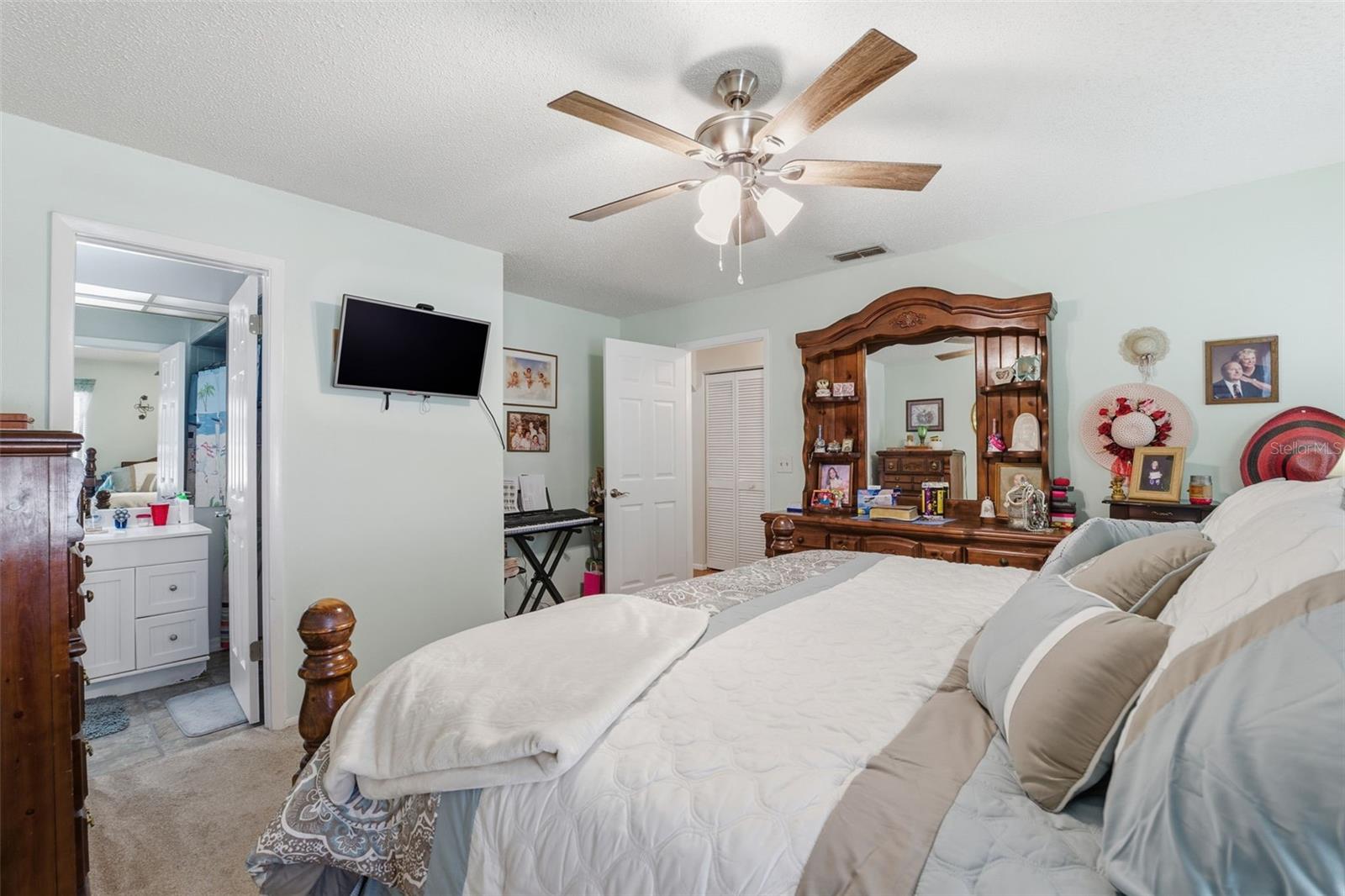 FOREST OAKS UNIT SIX - Residential