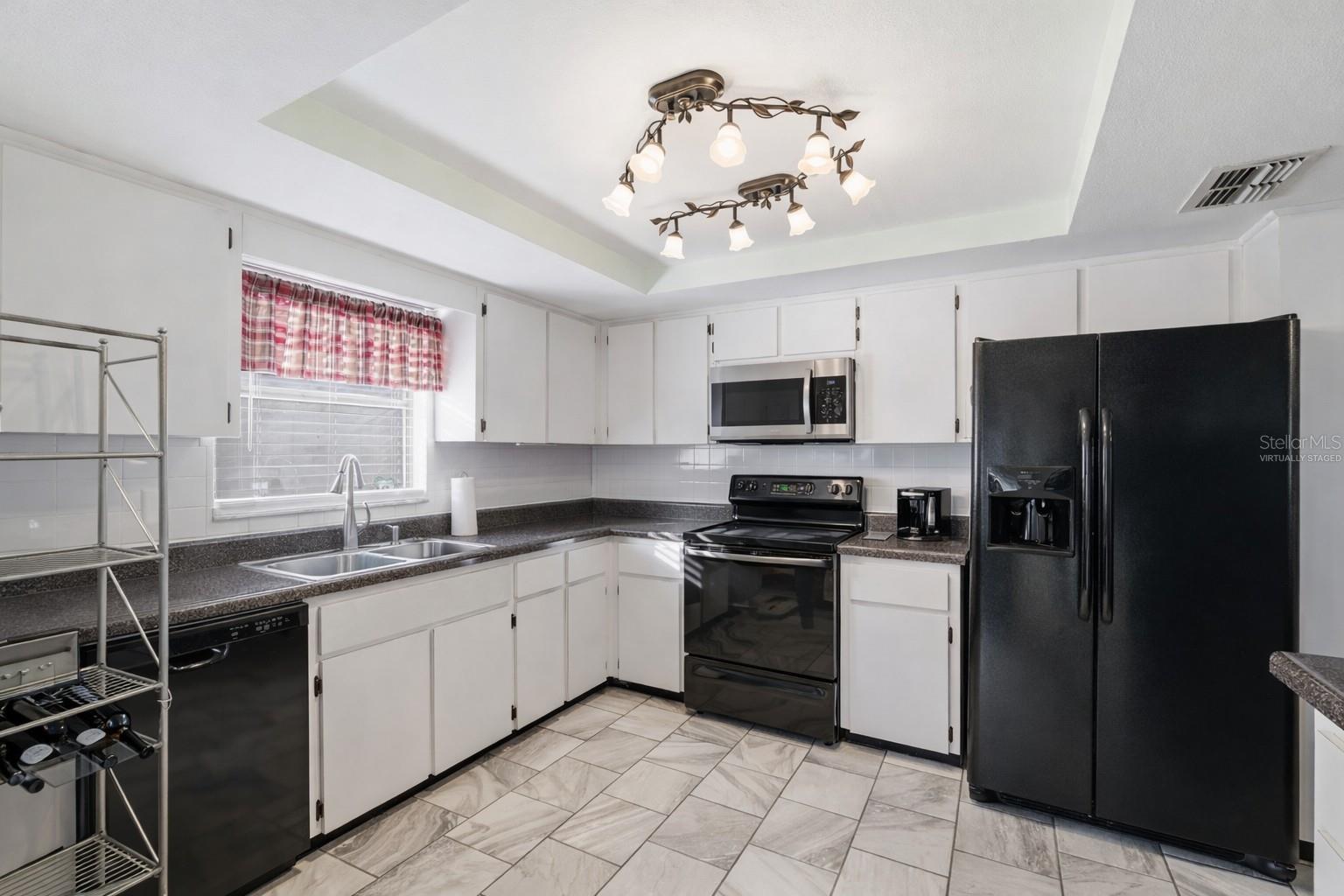 FOREST OAKS UNIT SIX - Residential