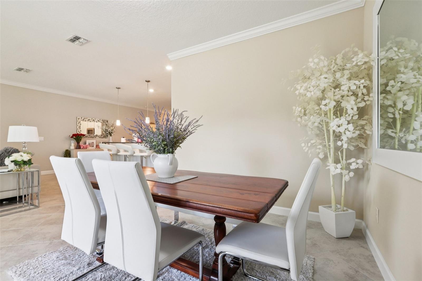 WILLOW SQUARE TWNHMS - Residential