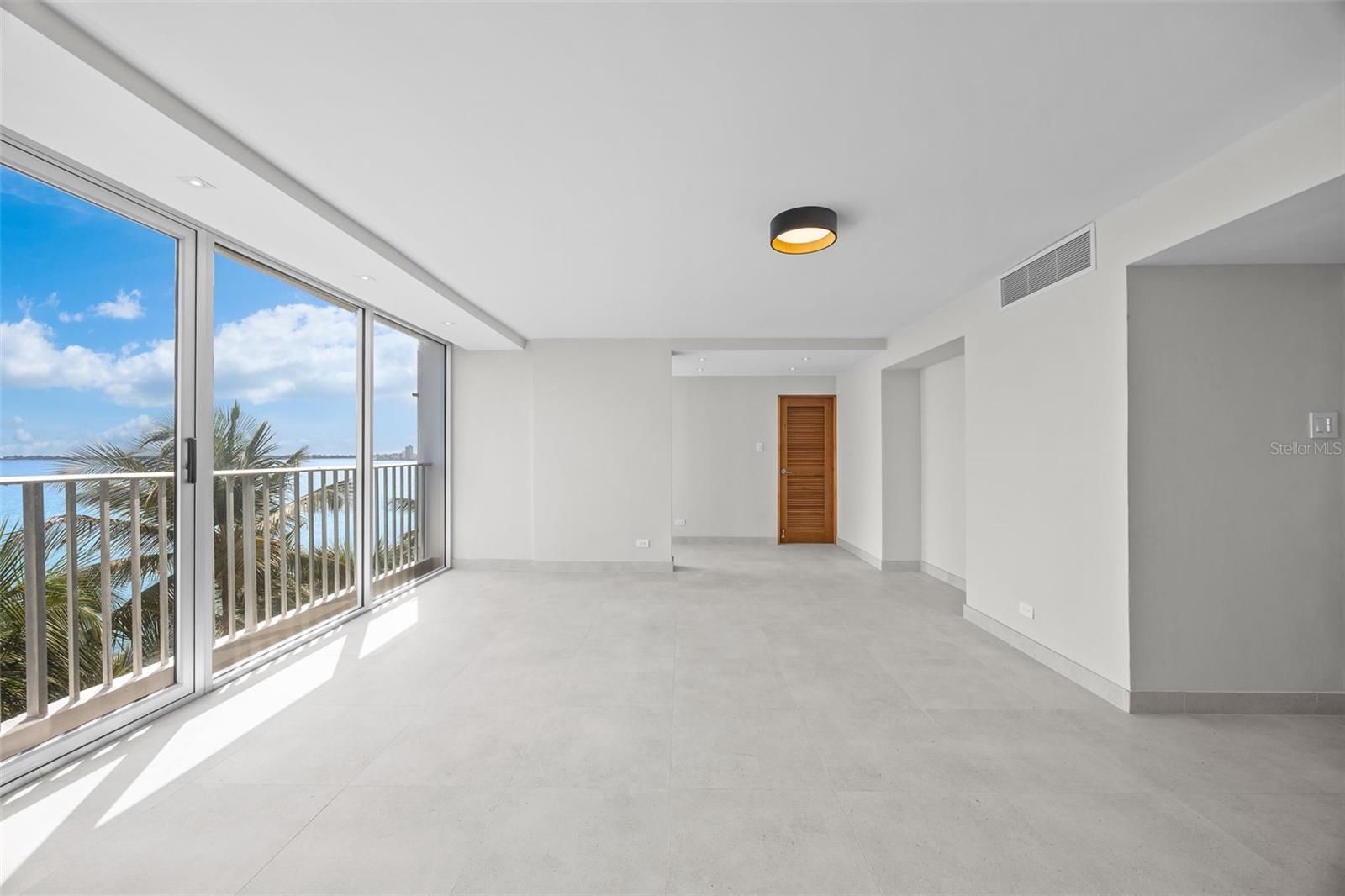 #3103 Isla Verde COND. CONDESA DEL MAR #607 607