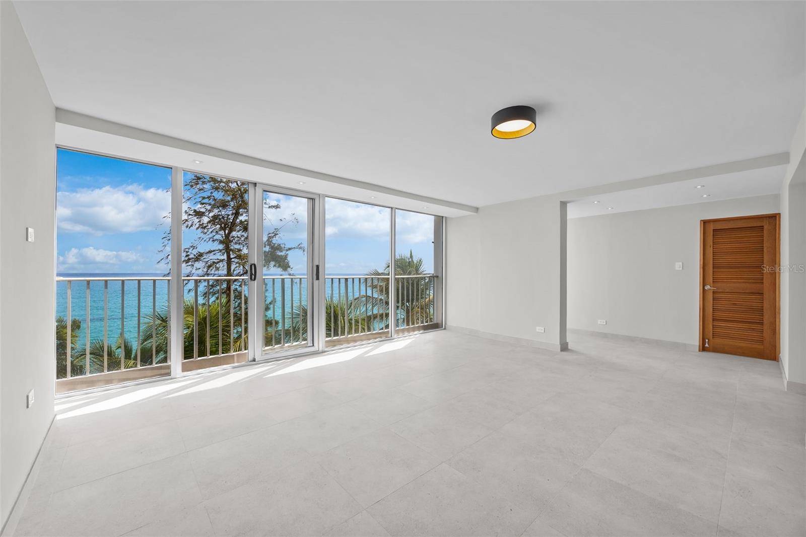 #3103 Isla Verde COND. CONDESA DEL MAR #607 607