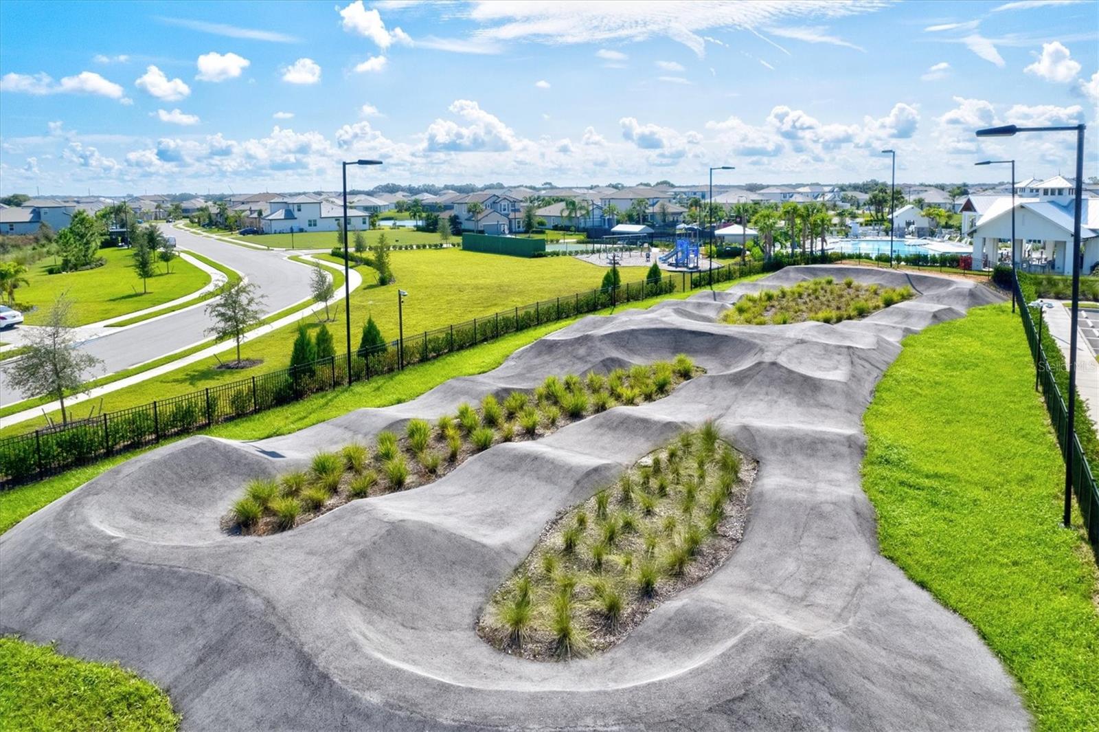 SWEETWATER/LAKEWOOD RANCH PH I - Residential