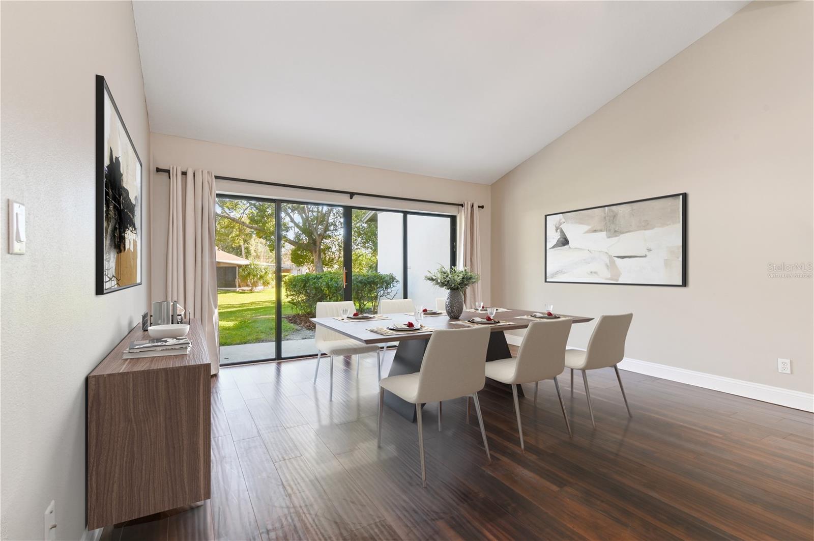 ERROL VILLAGE 01 CONDO - Residential