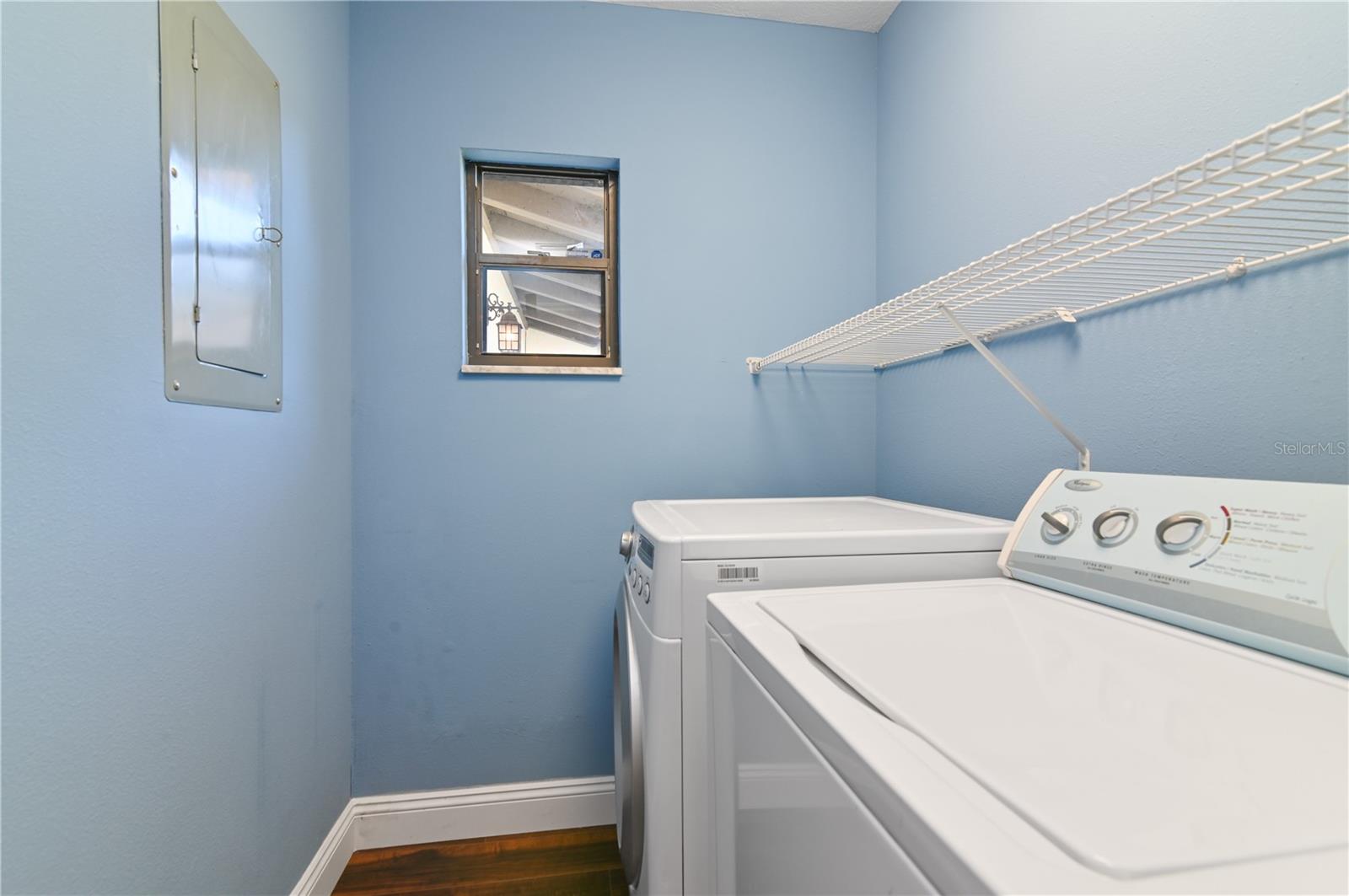 ERROL VILLAGE 01 CONDO - Residential