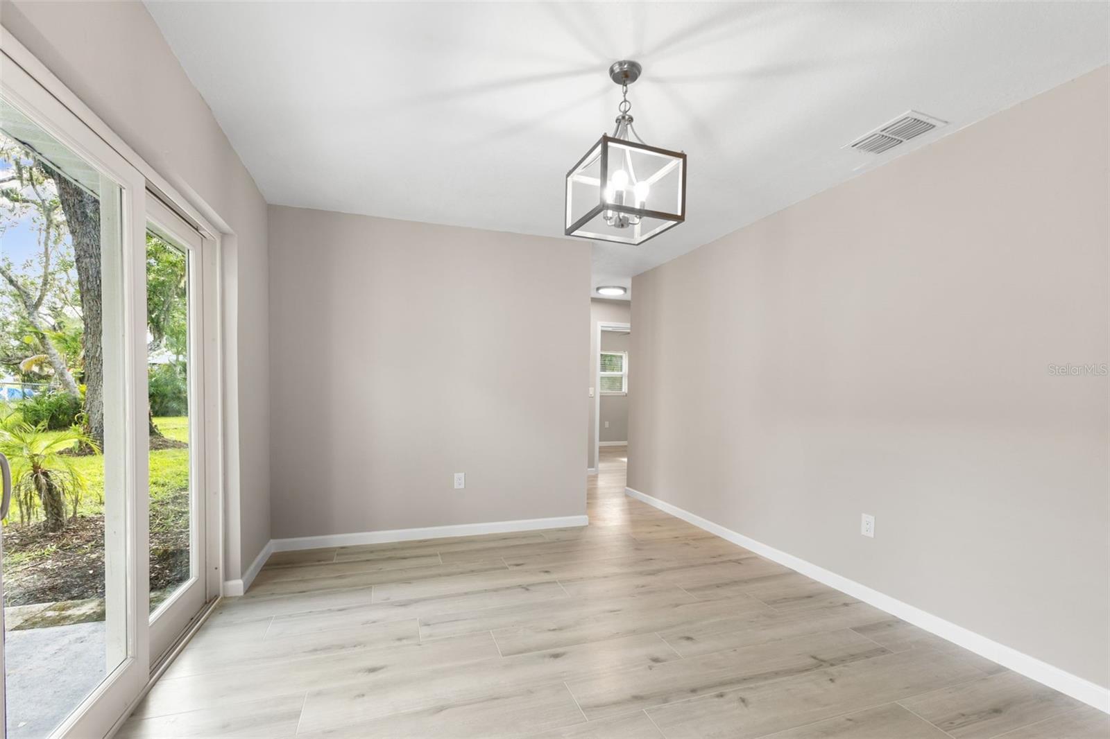 RIVERSIDE HEIGHTS - Residential