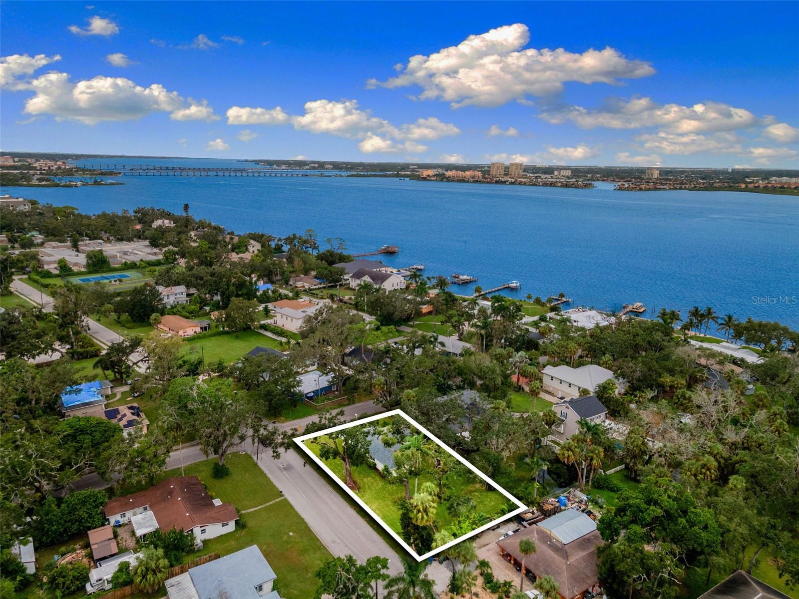 RIVERSIDE HEIGHTS - Residential