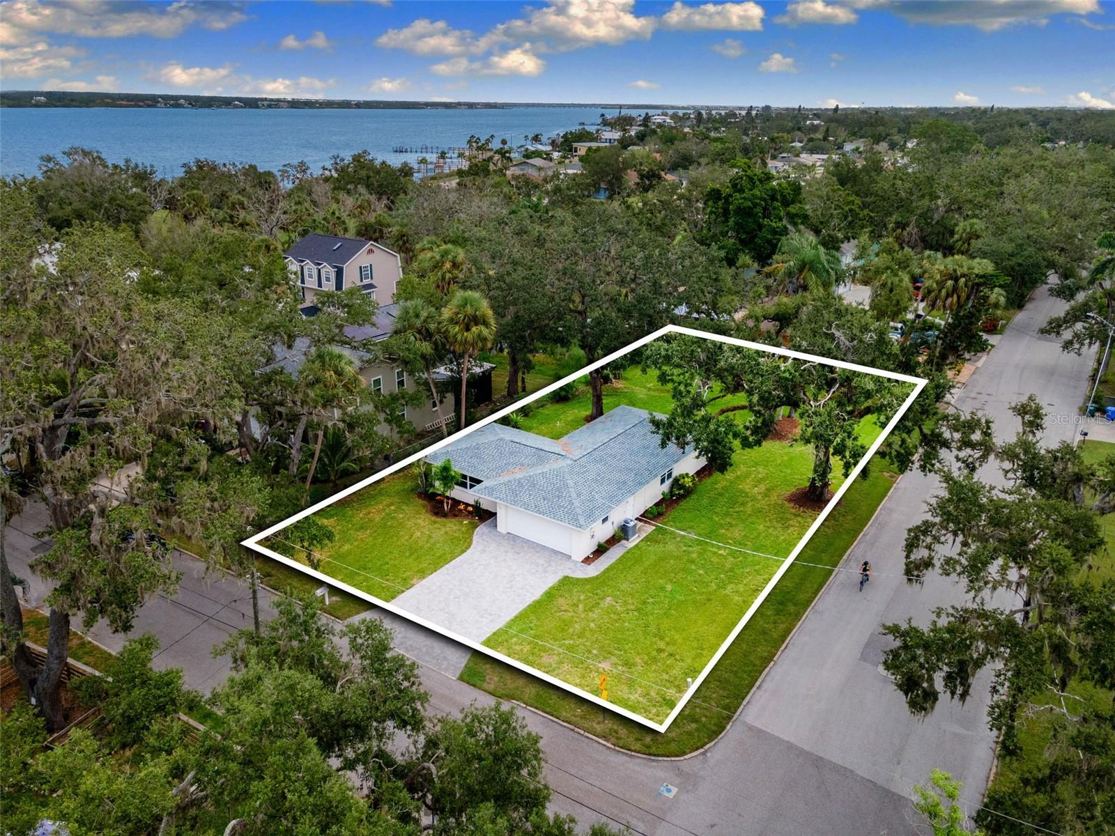 RIVERSIDE HEIGHTS - Residential