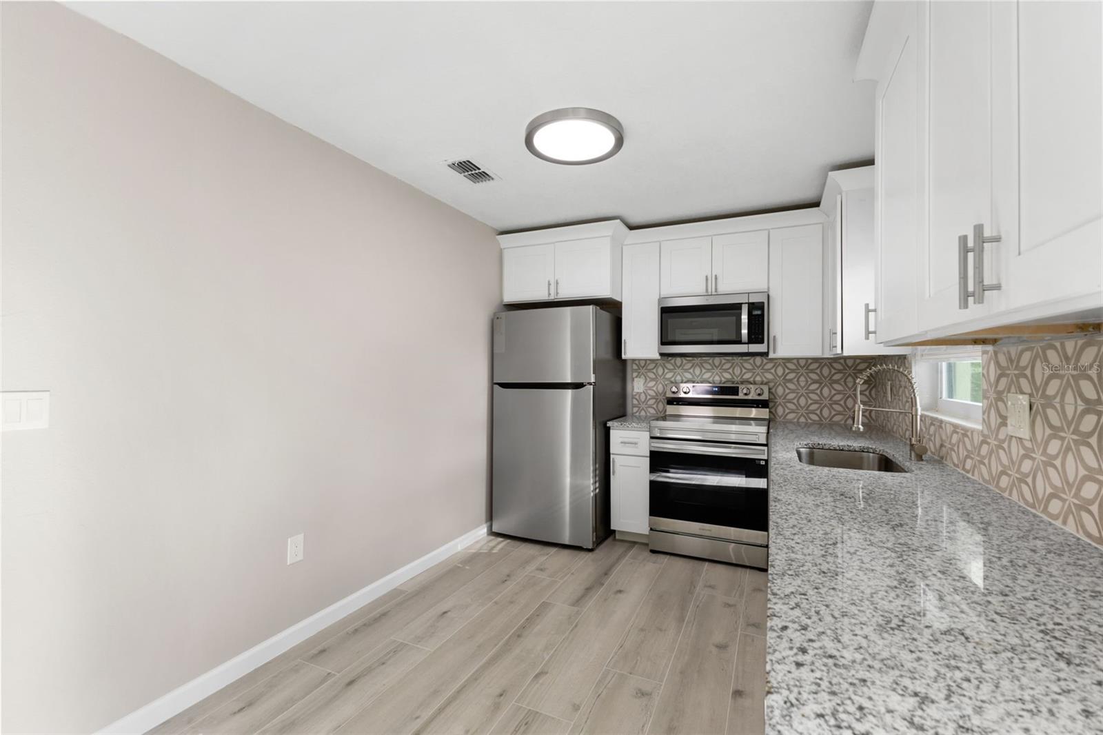 RIVERSIDE HEIGHTS - Residential