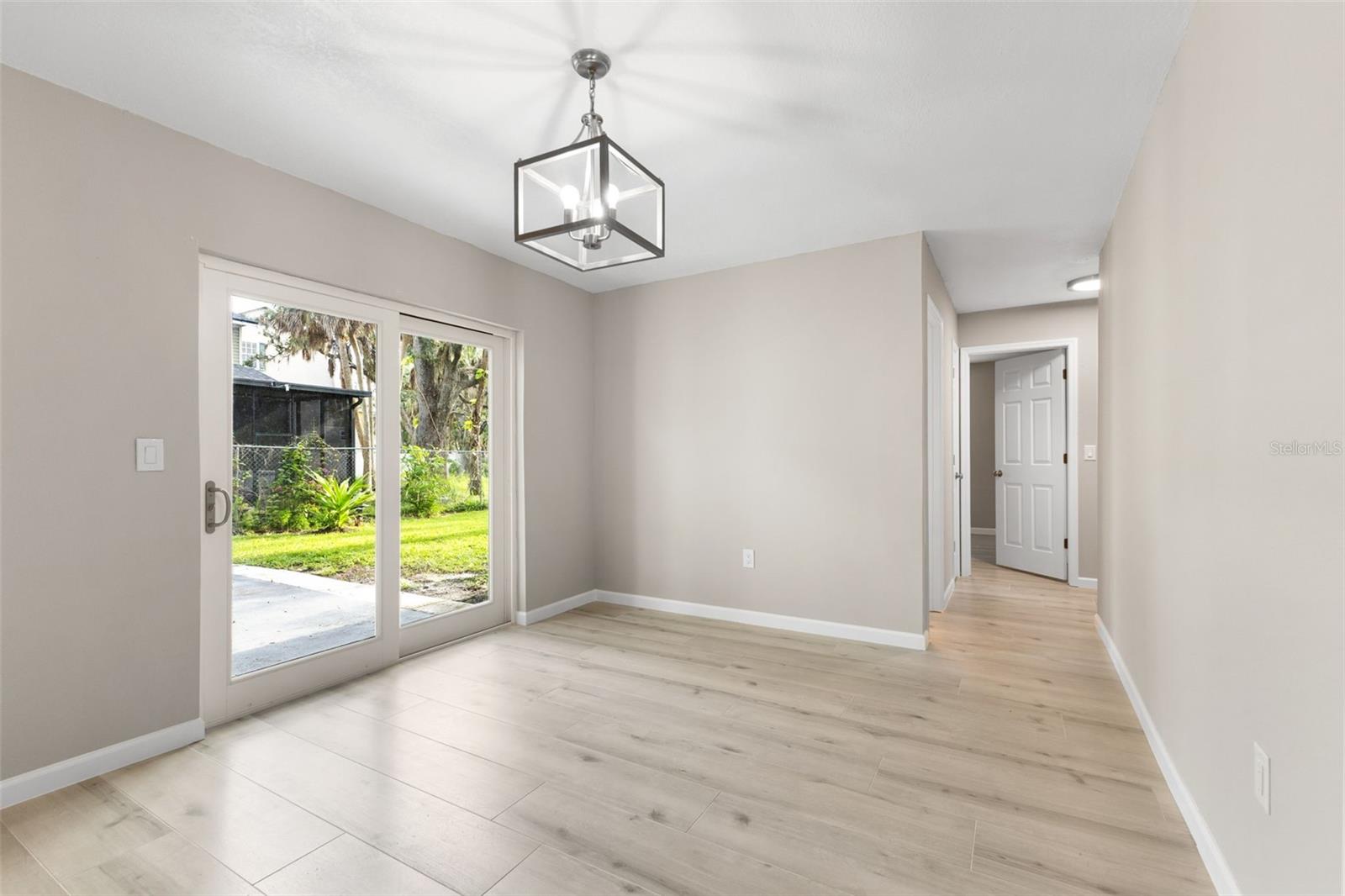 RIVERSIDE HEIGHTS - Residential