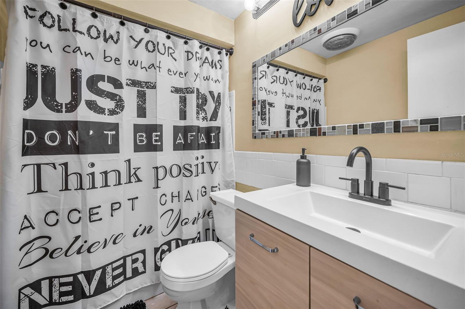 GARDENS BEACON SQUARE CONDO - Residential