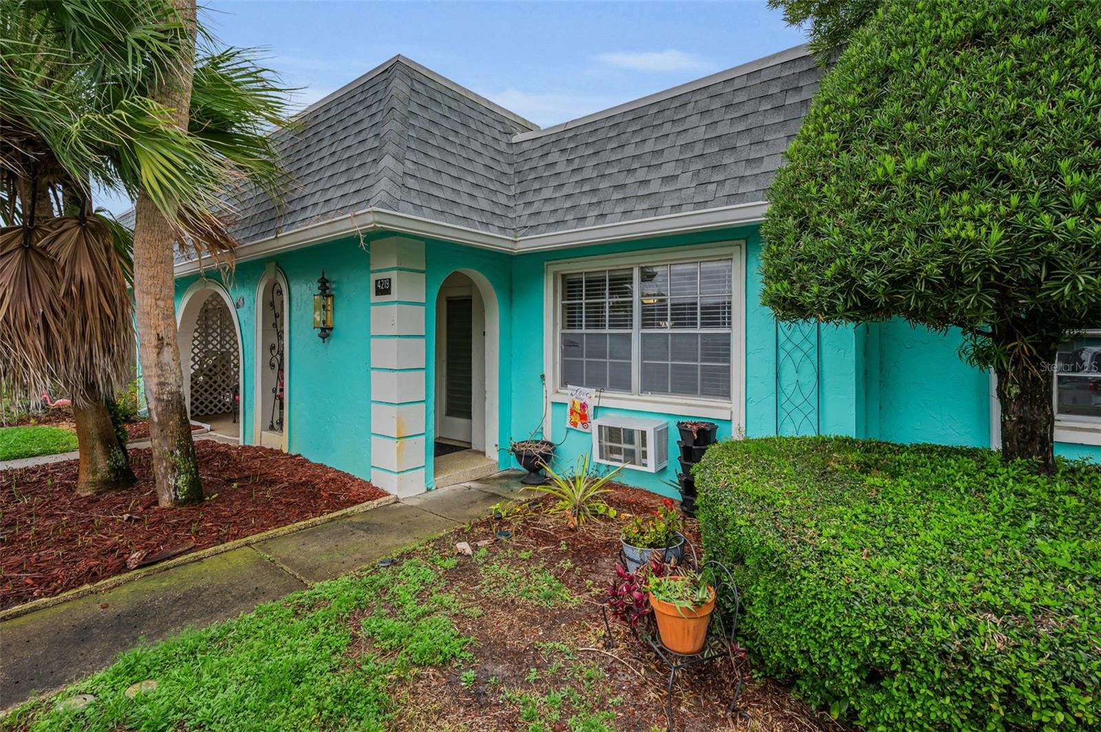 GARDENS BEACON SQUARE CONDO - Residential