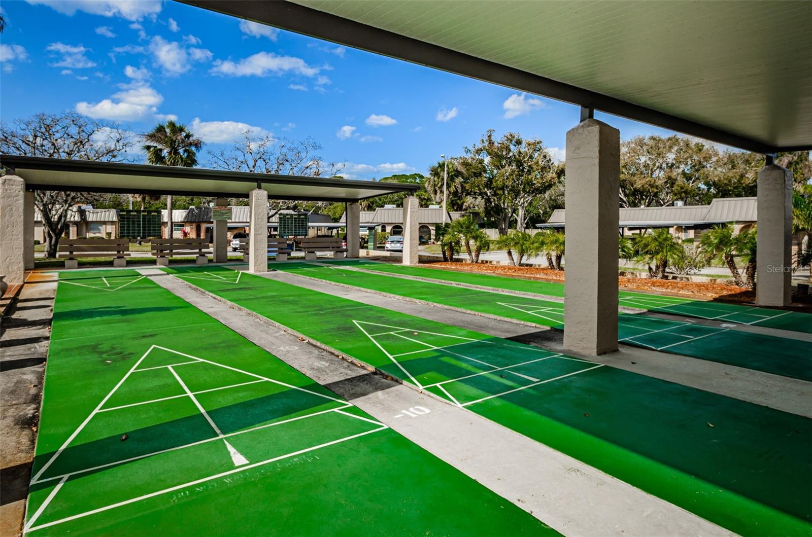 GARDENS BEACON SQUARE CONDO - Residential