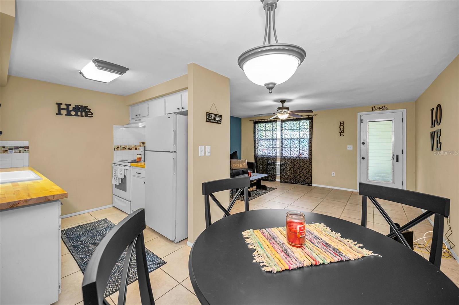 GARDENS BEACON SQUARE CONDO - Residential