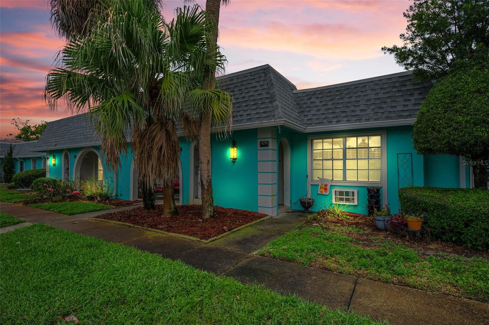 GARDENS BEACON SQUARE CONDO - Residential