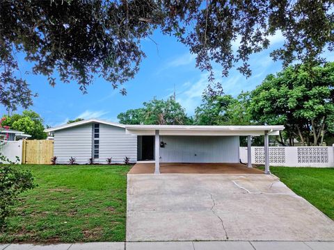 Photo of 332 Benton Street, Orlando, FL 32839 (MLS # O6325393)
