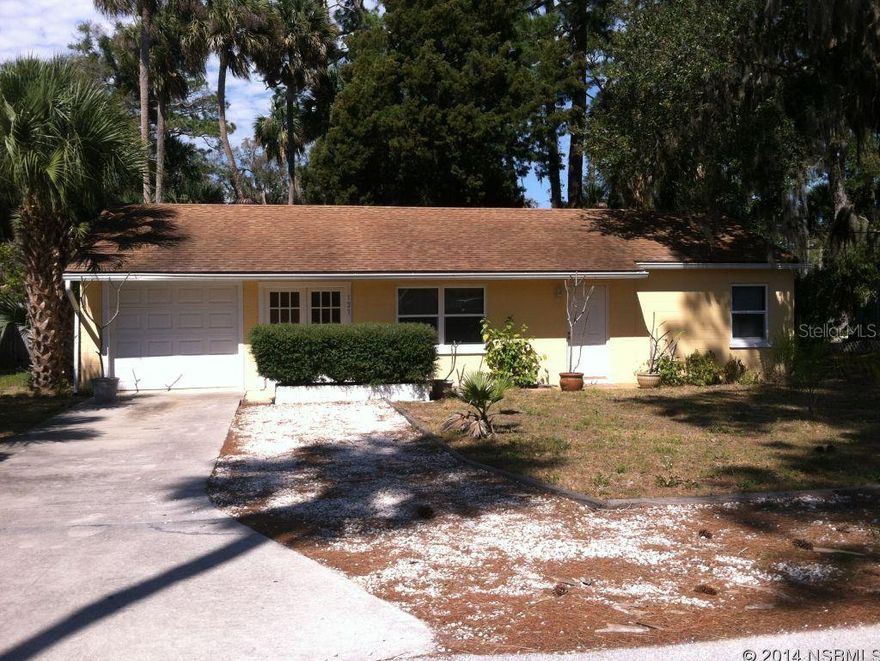 Clean, comfortable, well maintained home on quiet low traffic street. Close to public transportation, schools, beaches, river and shopping. Great walkability. Available August 1, 2018. Minimum 1 year lease. Some pets allowed with non-refundable pet fee. Prospective applicants are best served to call your local real estate professional for showing and application instructions.