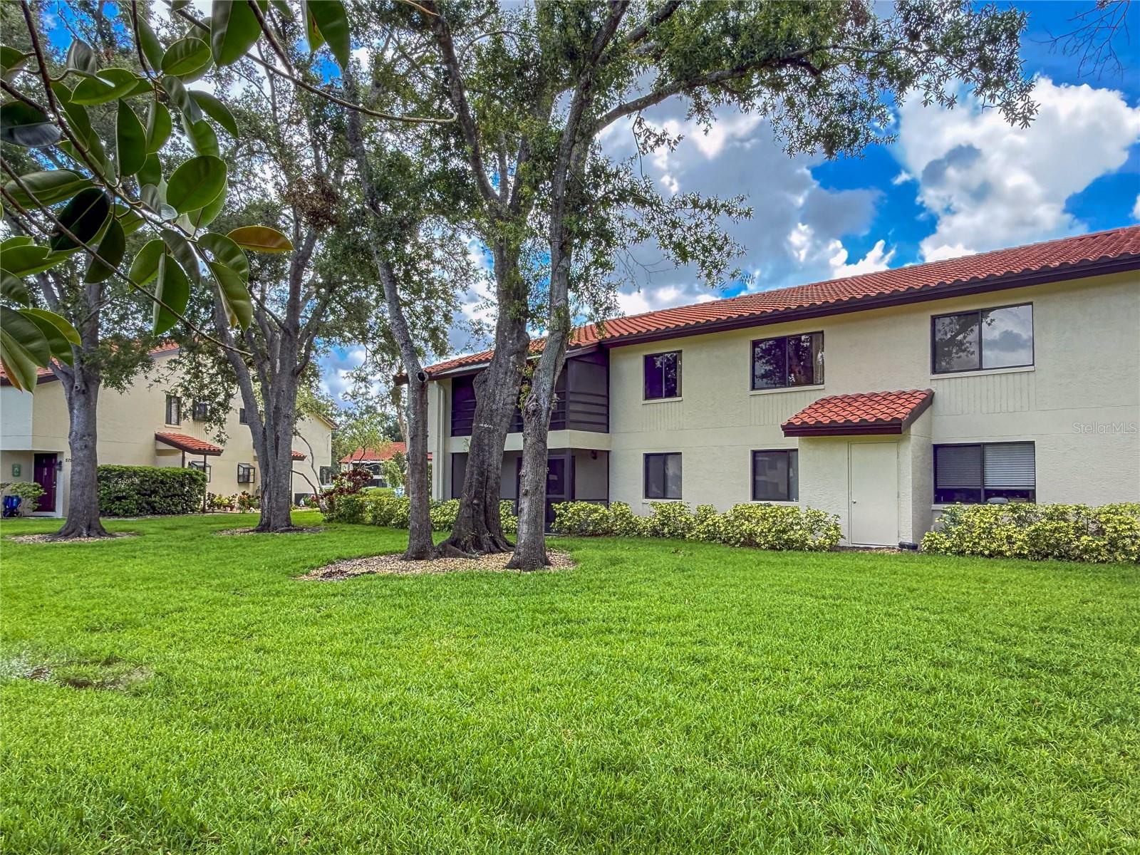 5785 GARDENS DRIVE