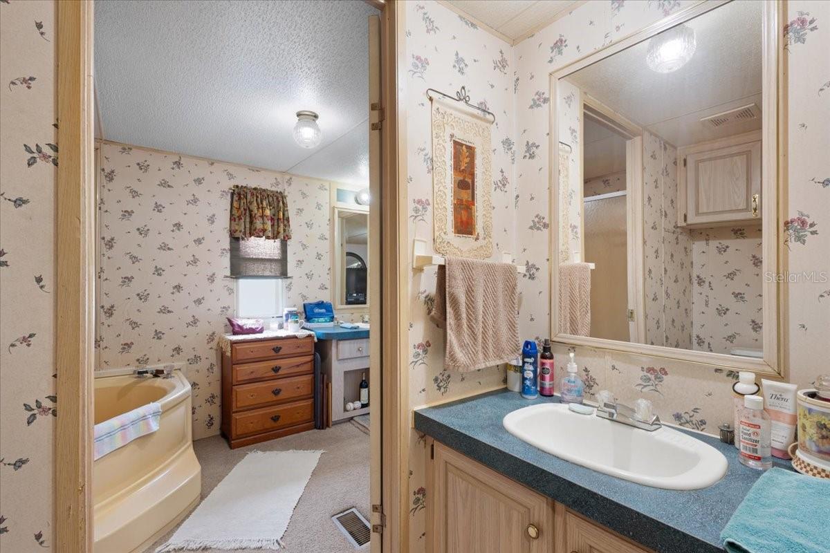 SHADOW WOOD SUB - Residential