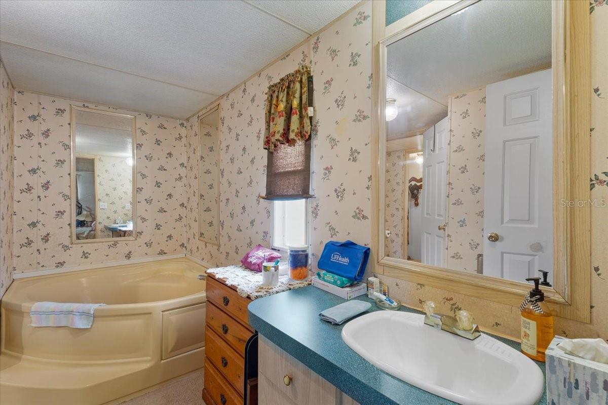 SHADOW WOOD SUB - Residential