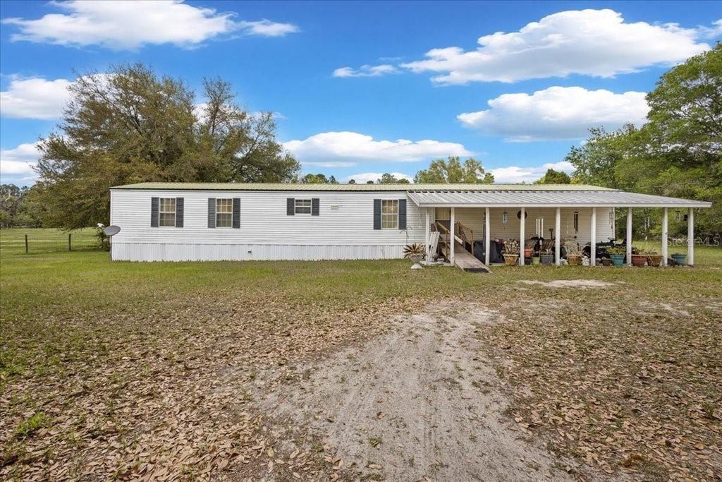 Photo of 187 SE Loxley Glen, Lake City, FL 32024 (MLS # GC539176)