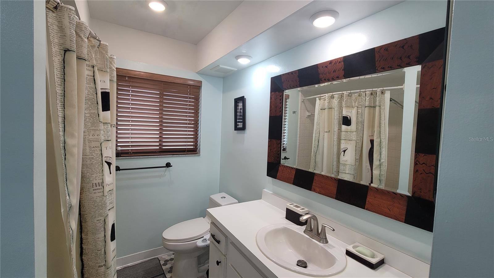 VALENCIA GARDEN III - Residential