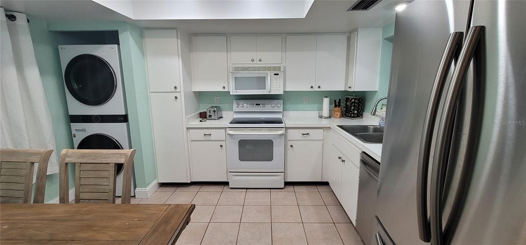 Photo of 320 Barcelona Drive #320, Bradenton, FL 34210 (MLS # A4687130)