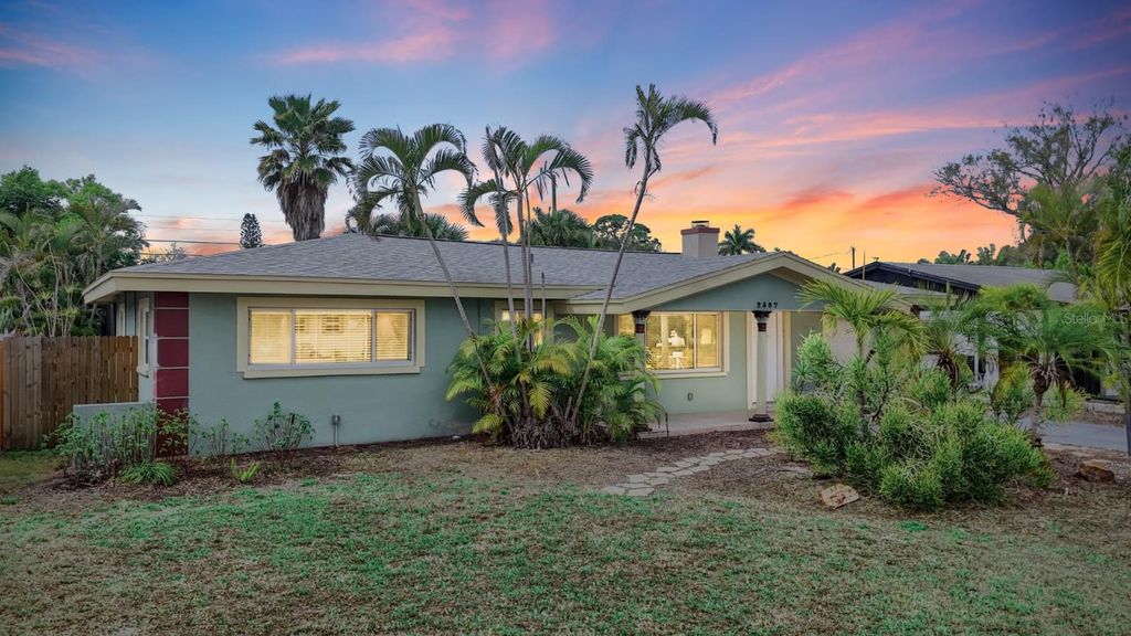 Photo of 2807 45th Street S, Gulfport, FL 33711 (MLS # TB8478977)