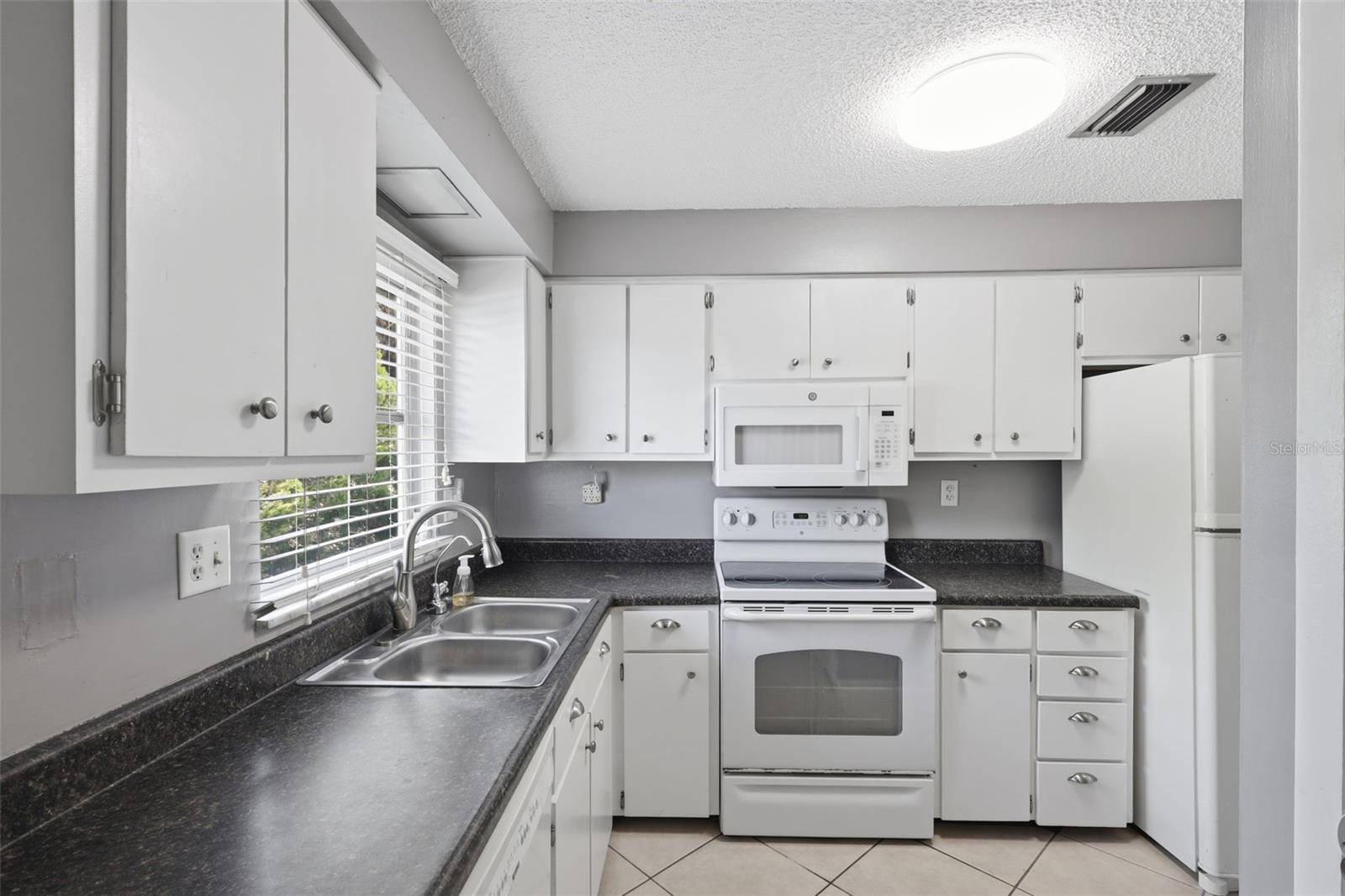 DELTONA LAKES UNIT 74 - Residential